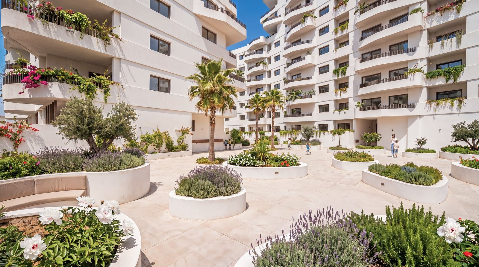 Serenia Zenata — patio planté et espaces de détente